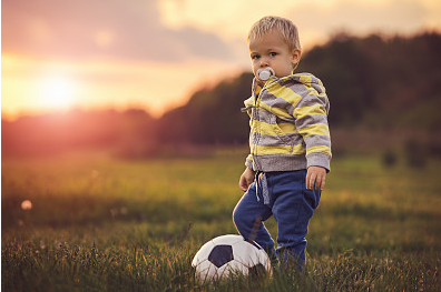 姓歐的男孩名字霸氣簡單,姓歐的男孩時尚好名