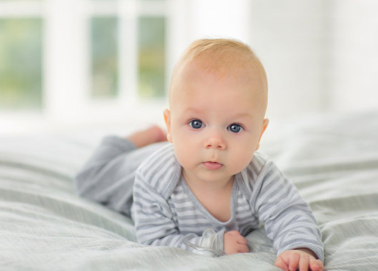 男孩取名：冷門帥氣不重名，氣質有涵養的寶藏男孩名字