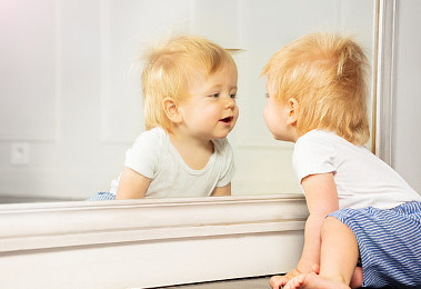 男孩取名：詩經里落落大方的男寶寶好名字