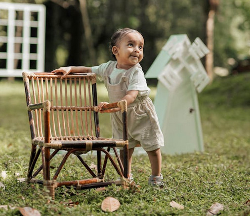 缺木的寶寶男孩名字顏姓(缺木男孩名字取名參考)