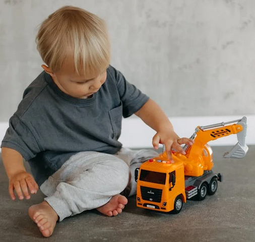 巳蛇年起名:男孩陽(yáng)剛硬氣的名字屬蛇