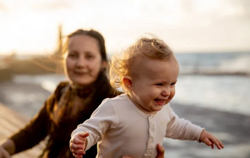 氵字旁的字有哪些取名女孩,精選帶三點(diǎn)水女孩子名字