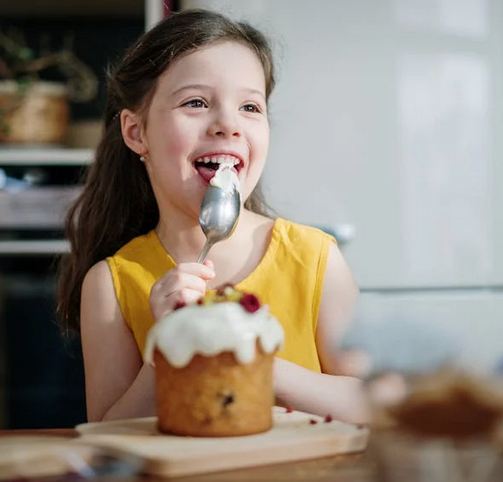 姓盛的女孩名字高雅一點的，端莊婉約，高雅有內涵