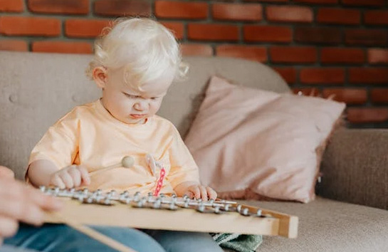 女孩起名丨2025蛇年女寶寶取名,驚艷詩意的古典大氣名字分享